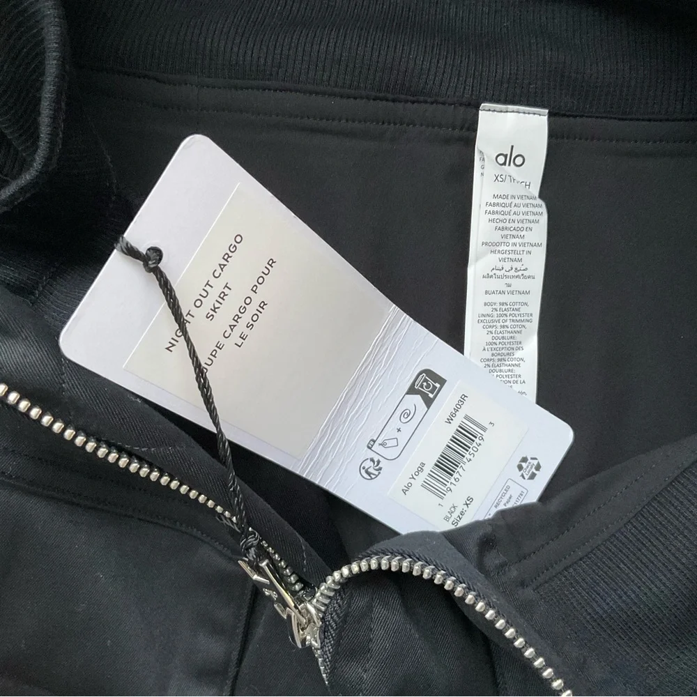 ALO Yoga new tags